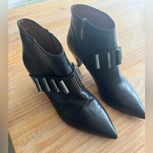 Aquatalia Black Leather Booties 37.5